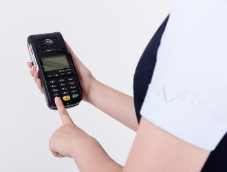 個(gè)人使用pos機(jī)銀行如何收費(fèi)？